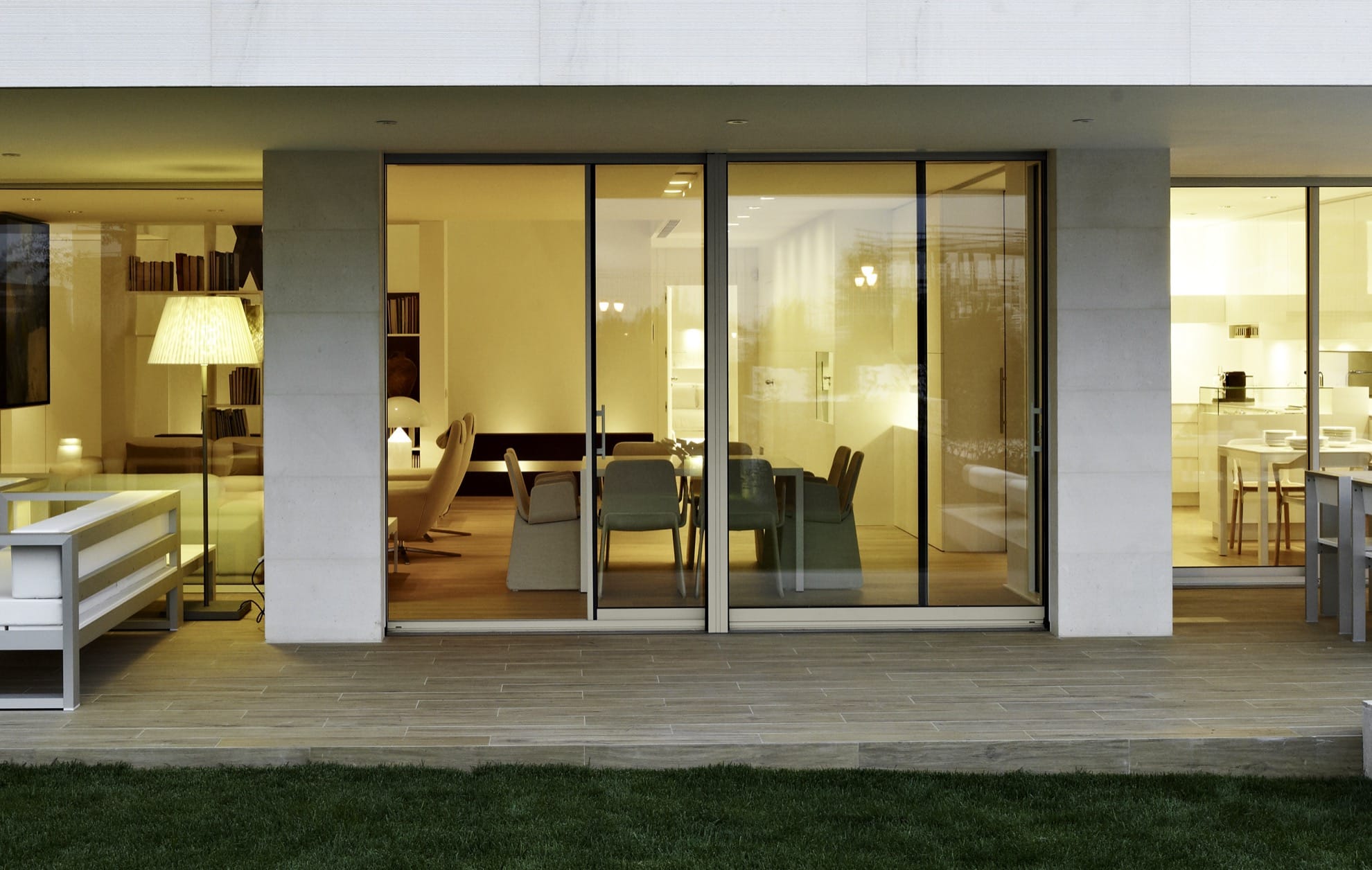 SOLEAL55_Porte_Coulissante_GRISBEIGE_RAL7035